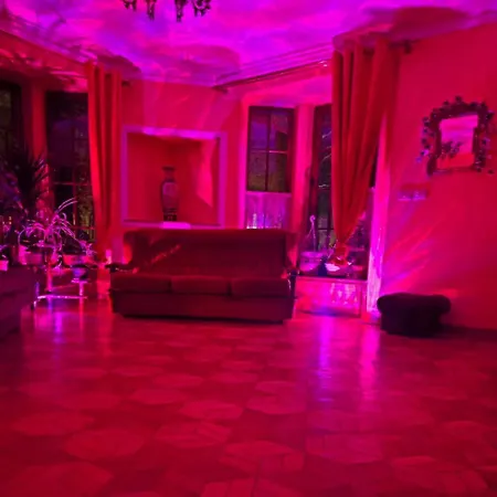 Apartament Zalesie *